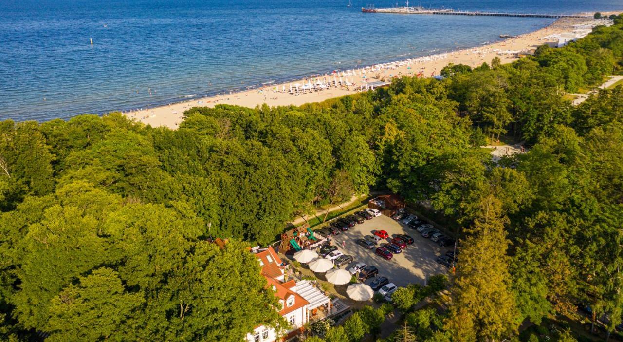 Dworek Admiral Sopot Exterior photo